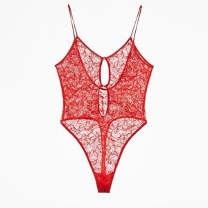 Zara NWT Red Lace Bodysuit Size M Fall Valentines Lovecore